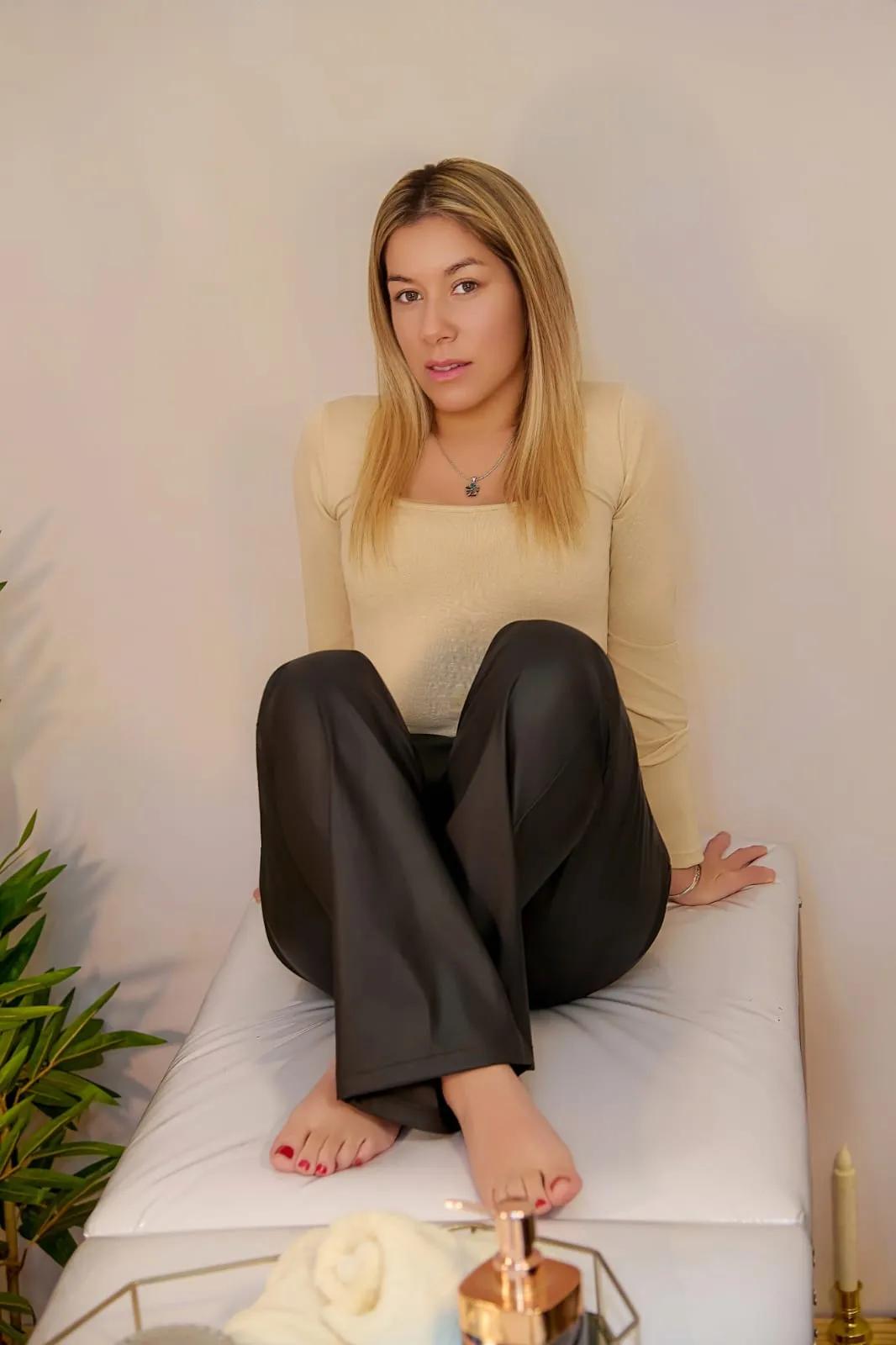 Foto 4 de Rossana - Masajista Terapéutica y Sensual en Recoleta, Buenos Aires | Instintos